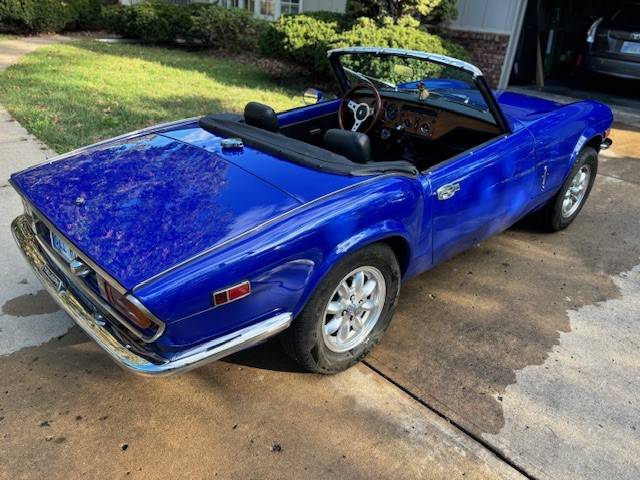 Triumph-spitfire-1974-blue-3