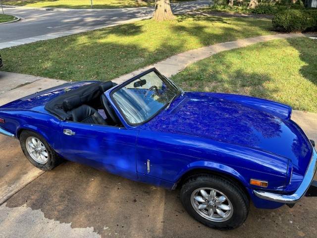 Triumph-spitfire-1974-blue-4