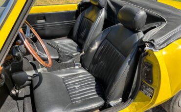 Triumph-spitfire-1974-yellow-12