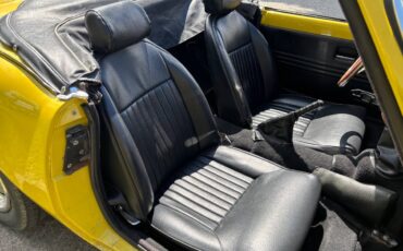 Triumph-spitfire-1974-yellow-13