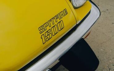 Triumph-spitfire-1974-yellow-2