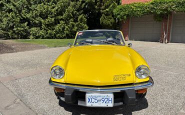 Triumph-spitfire-1974-yellow-4