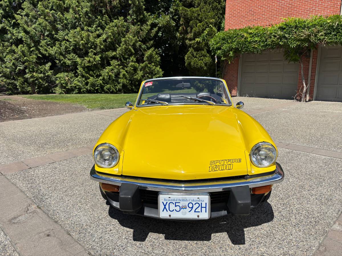 Triumph-spitfire-1974-yellow-4