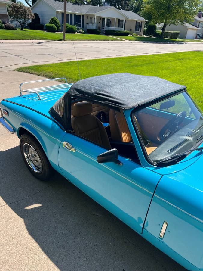 Triumph-spitfire-1976-blue-8