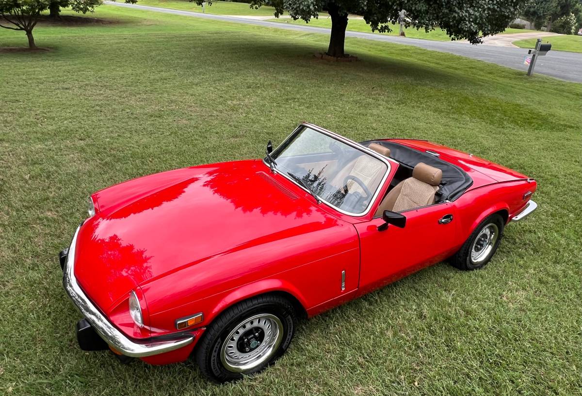 Triumph-spitfire-1977-red-1