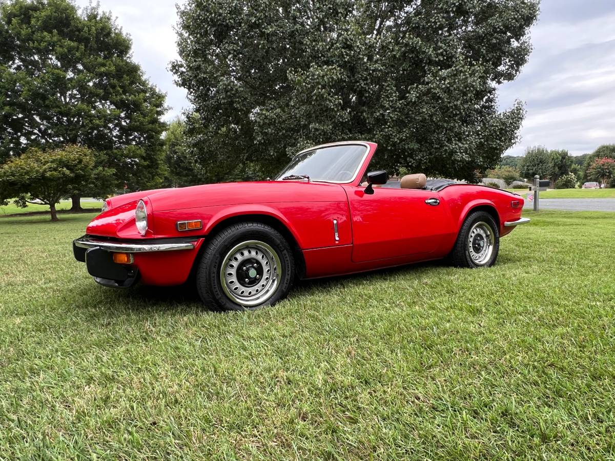 Triumph-spitfire-1977-red-12