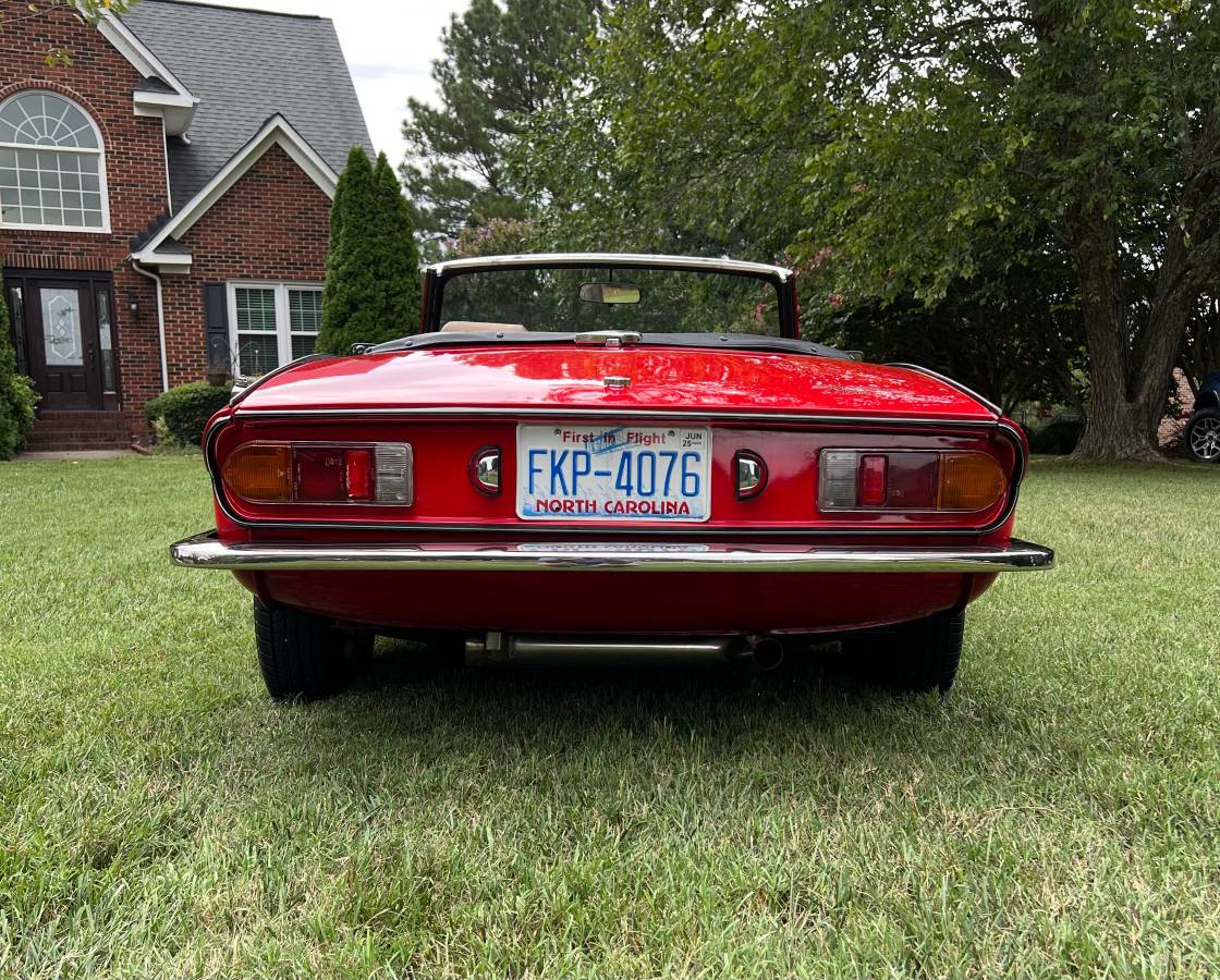 Triumph-spitfire-1977-red-16