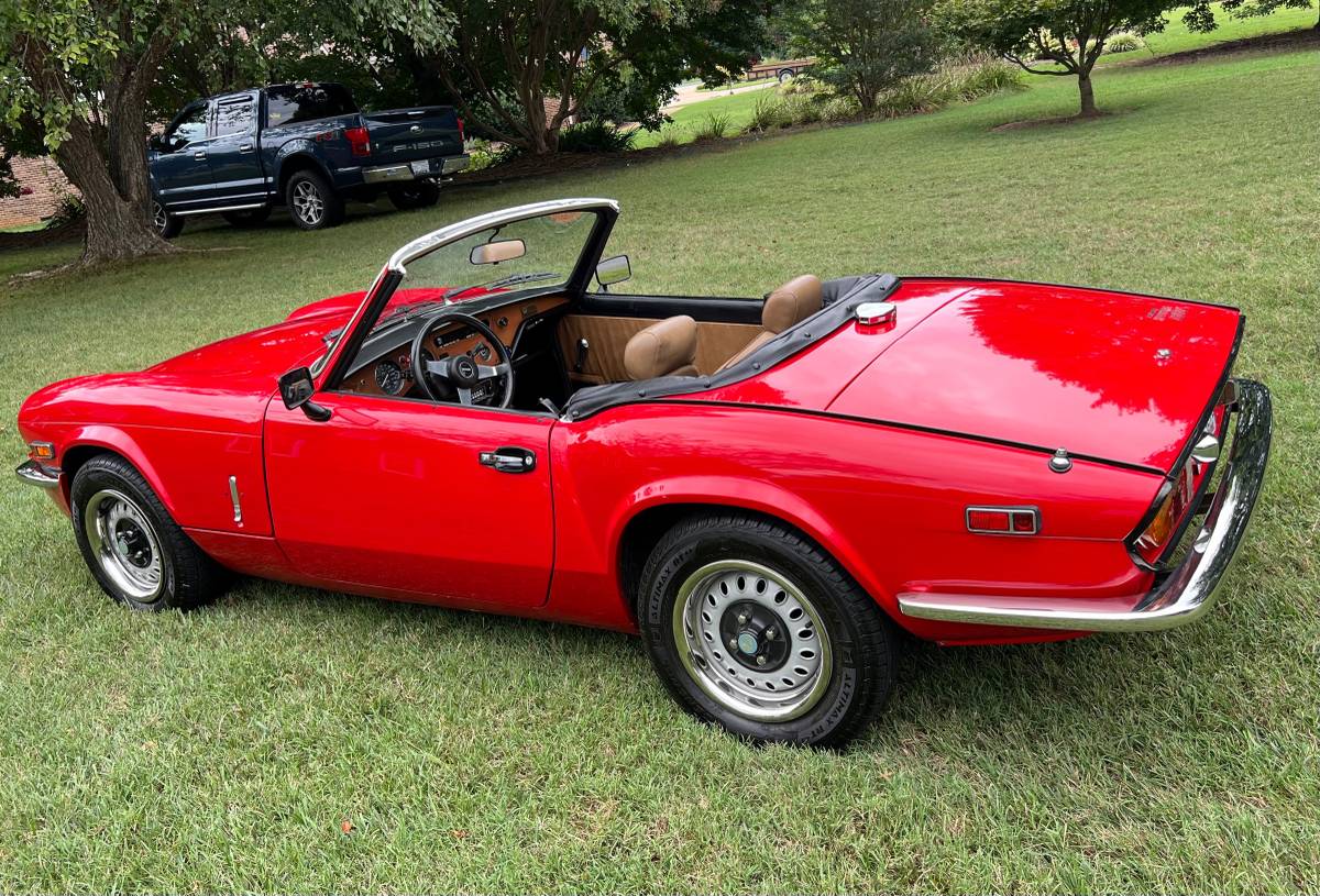 Triumph-spitfire-1977-red-17