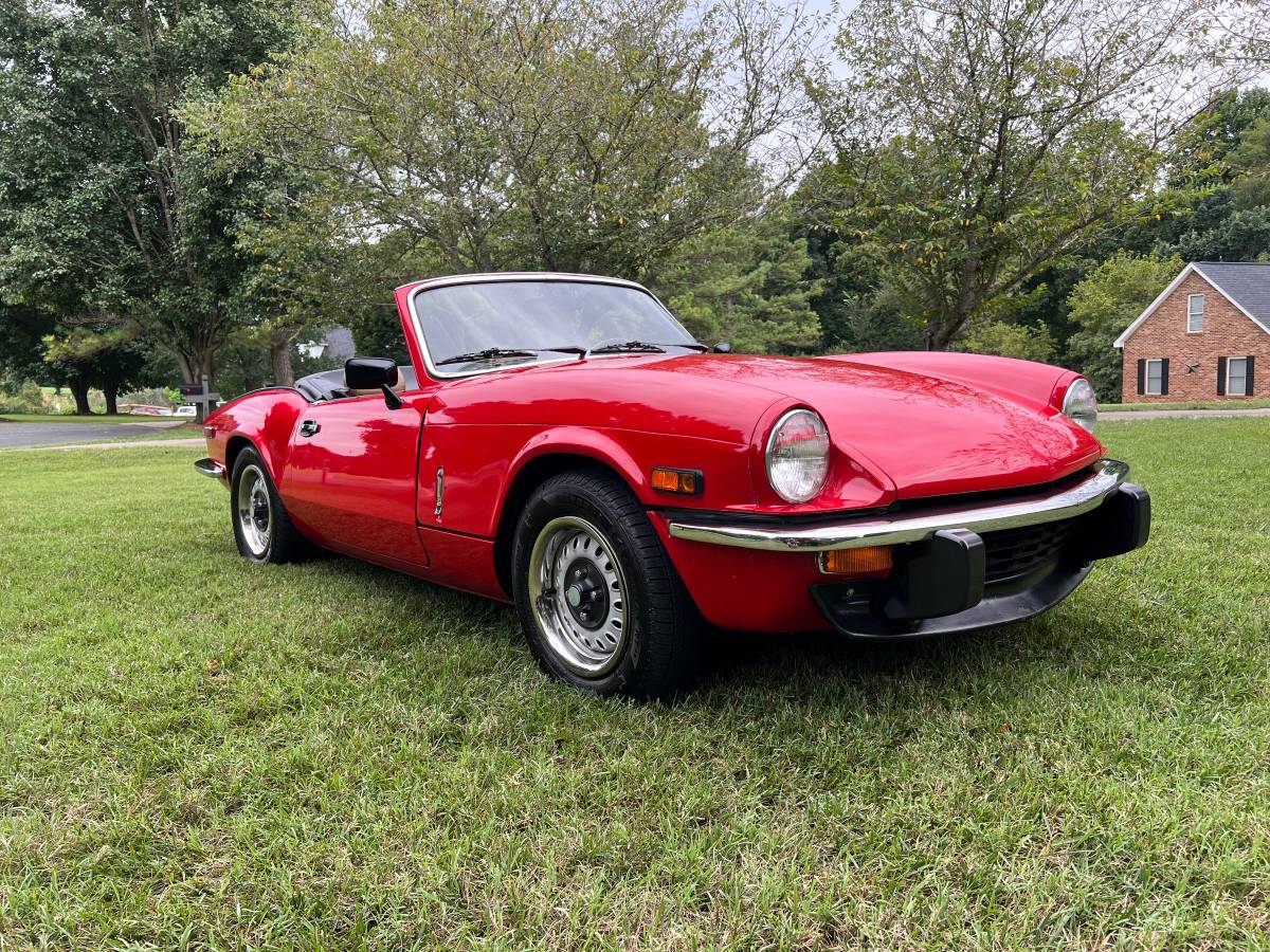 Triumph-spitfire-1977-red-18