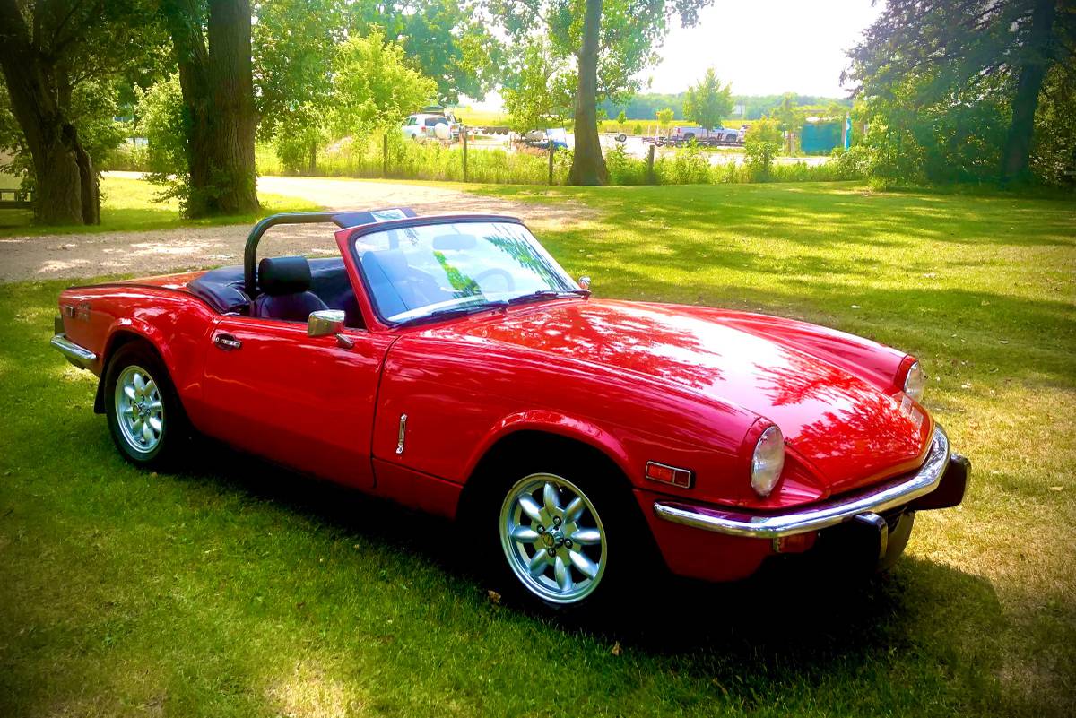 Triumph-spitfire-1977-red-4