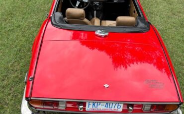 Triumph-spitfire-1977-red