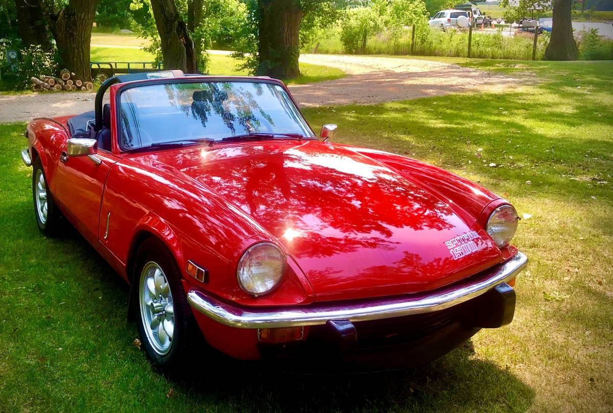 Triumph-spitfire-1977-red