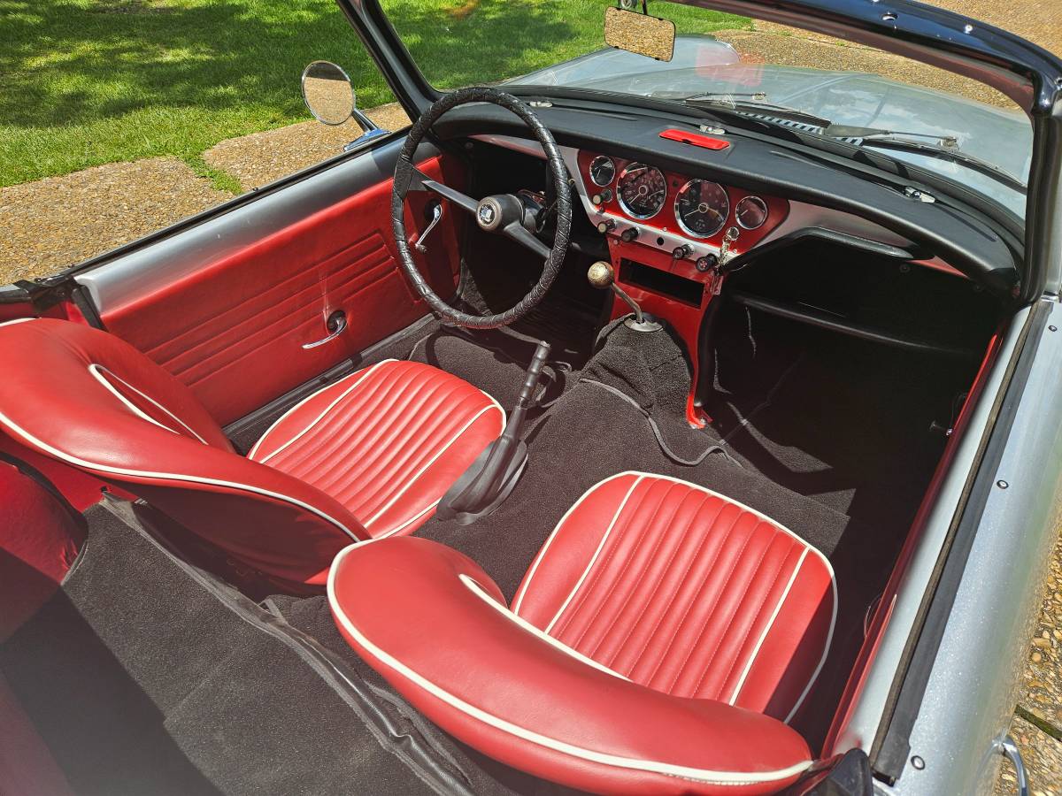 Triumph-spitfire-mk2-1967-4