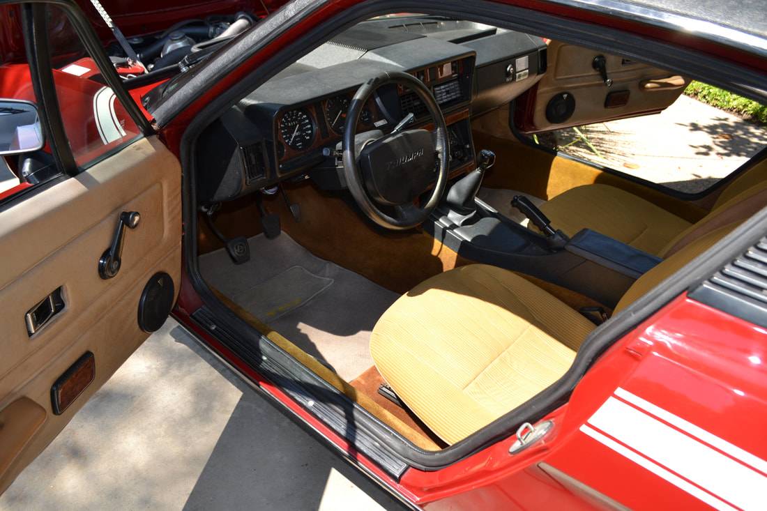 Triumph-tr-7-victory-edition-1976-red-6