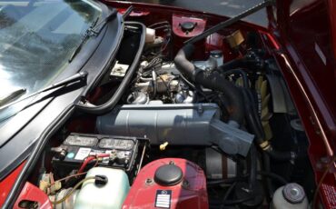 Triumph-tr-7-victory-edition-1976-red-9