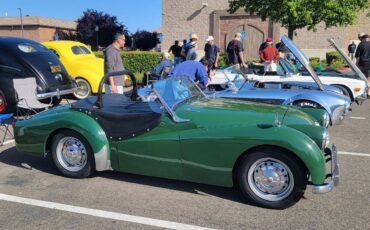 Triumph-tr2-1954-green-1