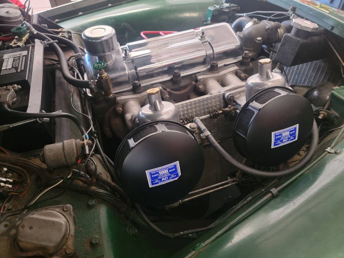 Triumph-tr2-1954-green-15