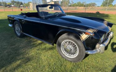 Triumph-tr250-1968-black-1