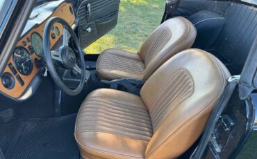 Triumph-tr250-1968-black-10