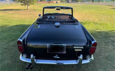 Triumph-tr250-1968-black-2