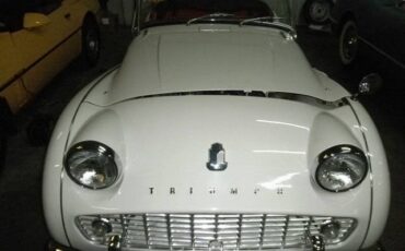 Triumph-tr3b-roadster-1962-white