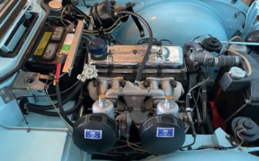 Triumph-tr4-1962-blue-10
