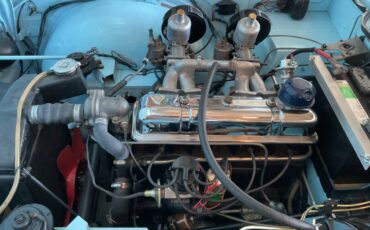 Triumph-tr4-1962-blue-11