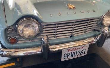 Triumph-tr4-1962-blue-9