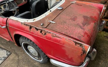 Triumph-tr4-1963-red-1