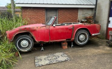 Triumph-tr4-1963-red-5