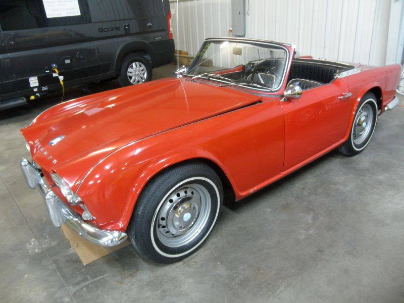 Triumph-tr4-1965