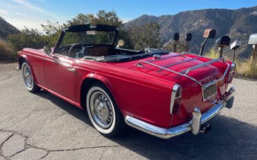 Triumph-tr4a-1968-red-2