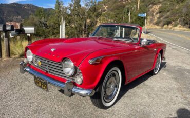 Triumph-tr4a-1968-red-3