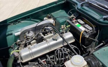Triumph-tr6-1970-green-14