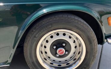 Triumph-tr6-1970-green-6