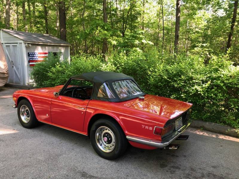 Triumph-tr6-1972-red-1