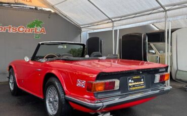 Triumph-tr6-1973-10