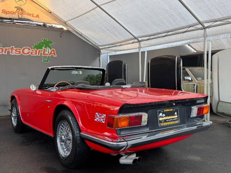 Triumph-tr6-1973-10