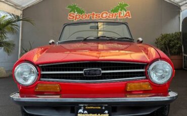 Triumph-tr6-1973-11