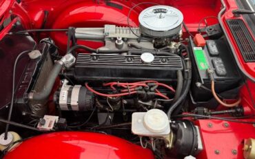 Triumph-tr6-1973-3