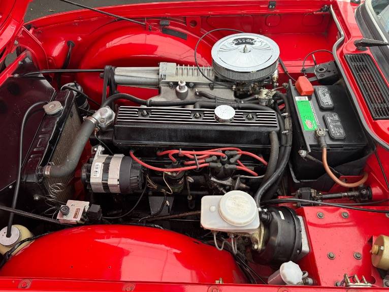 Triumph-tr6-1973-3
