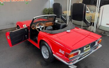 Triumph-tr6-1973
