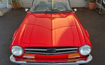 Triumph-tr6-1973-7