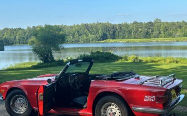 Triumph-tr6-1973-red-27