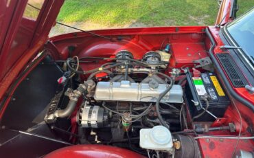 Triumph-tr6-1973-red-36