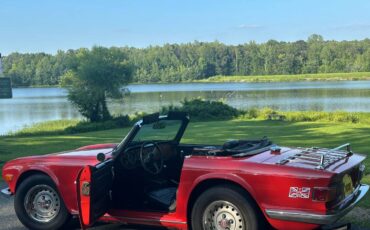 Triumph-tr6-1973-red-37