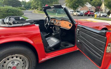 Triumph-tr6-1973-red-42