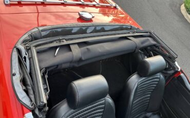 Triumph-tr6-1973-red-45