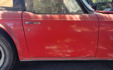 Triumph-tr6-1973-red-6