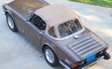 Triumph-tr6-1975-brown-2